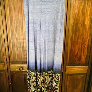 EST 1946 Blue and Floral‎ Wide-Leg Pants small